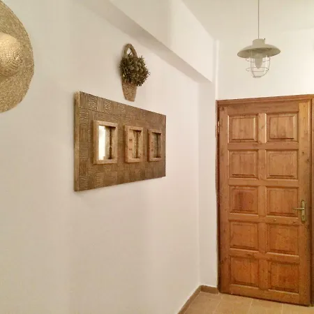 Captain's House Дом отдыха Амолиани